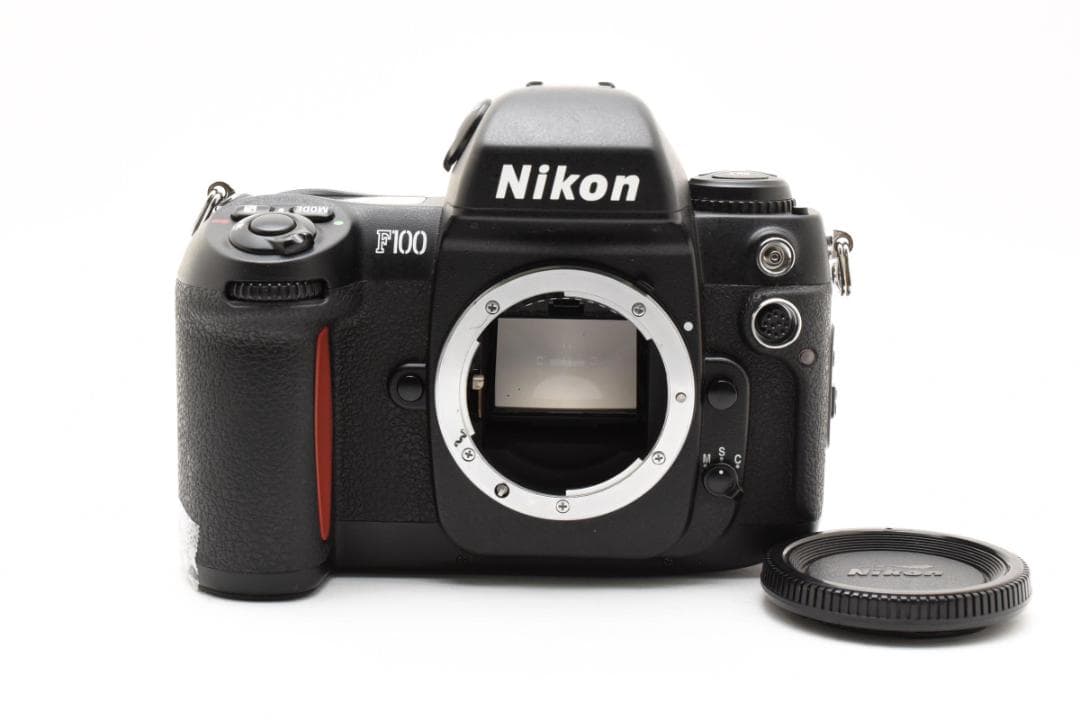 ニコン　Nikon F100 フィルムカメラボディ①
