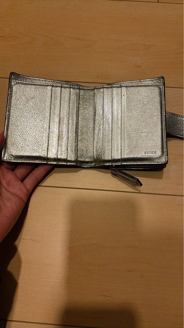 Fendi FFロゴ二つ折り財布 ブラウン/ブラック