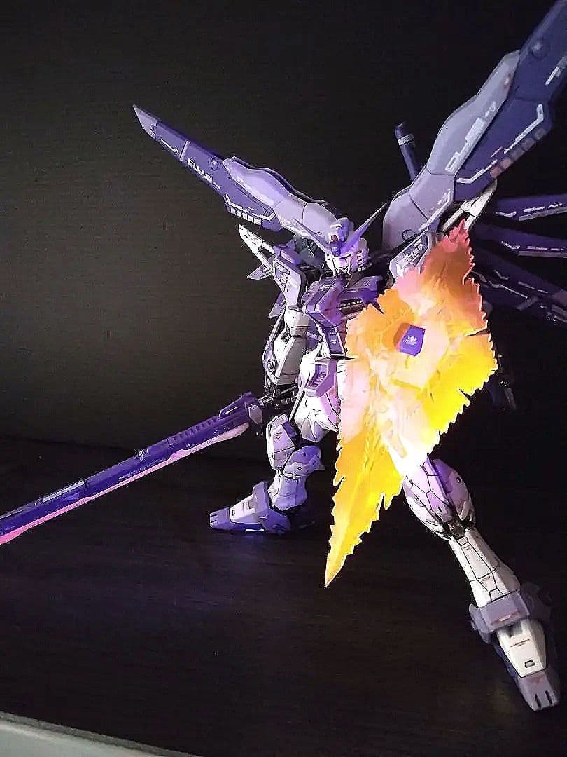 rg デスティニーガンダム　完成品