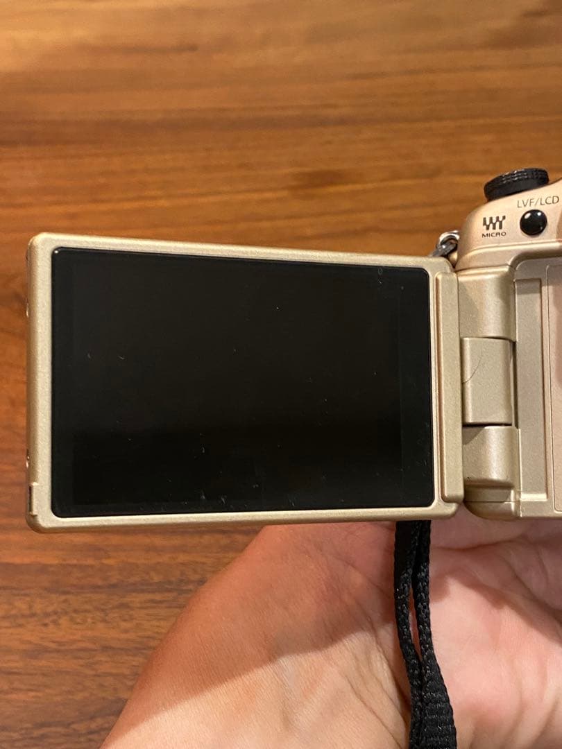 LUMIX GH1 ゴールド ミラーレス　ニコンオールドレンズf28 1:3.5