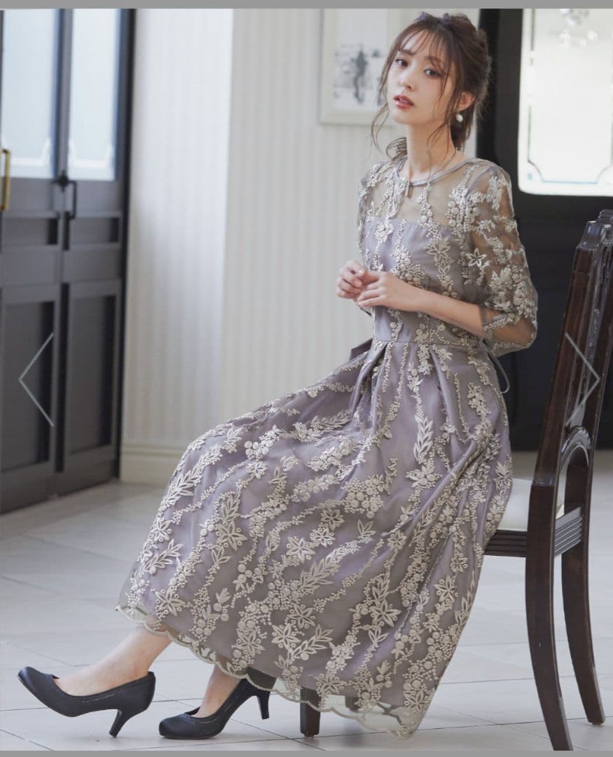 レース長袖マキシワンピース グレー