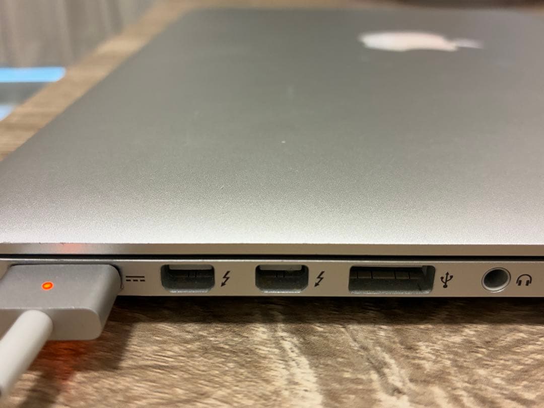 MacBook Pro 13\" Retina (Early 2015)＋充電器