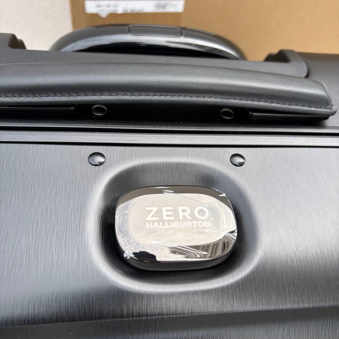 新品 ゼロハリバートン アルミ スーツケース ブラック 39L ①