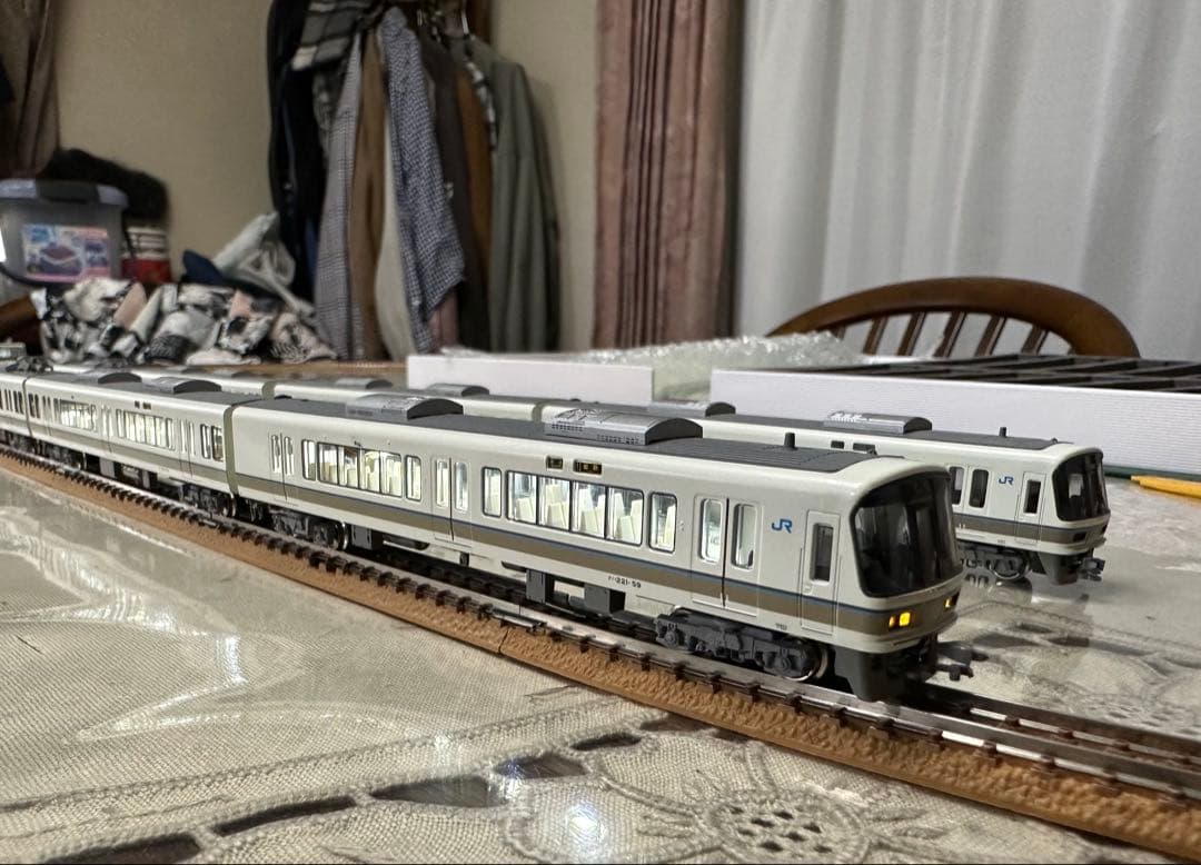 【10%OFF】KATO 221系 12両《基本4両＋増結8両》2M&車内照明付