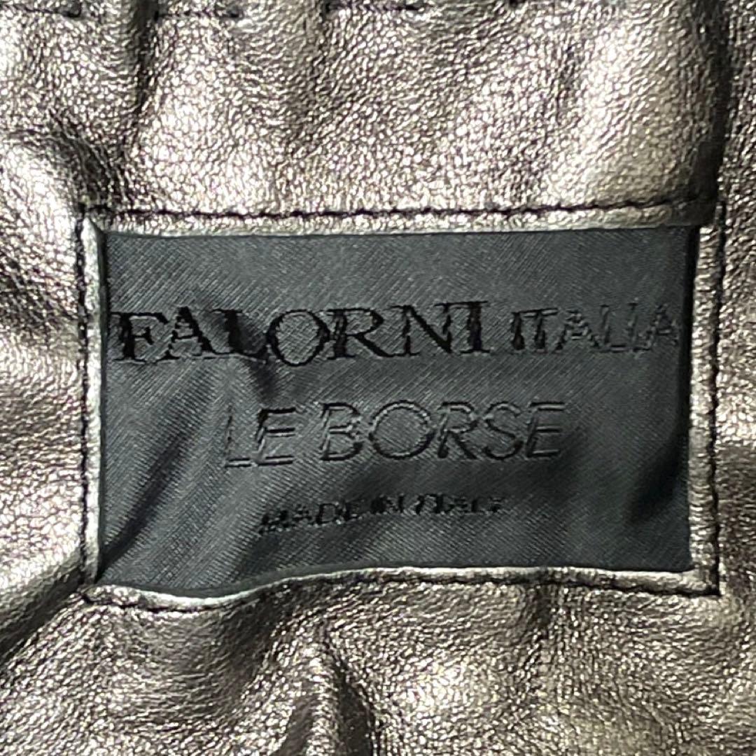 専用品FALORNI イントレチャート メタリックシルバー レザートートバッグ