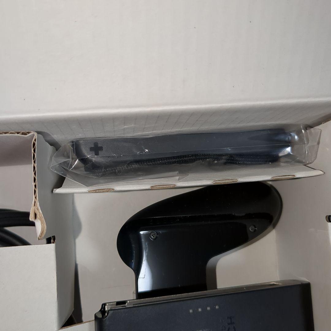 美品　2021年製　Nintendo Switch 本体 　ジョイコン付き