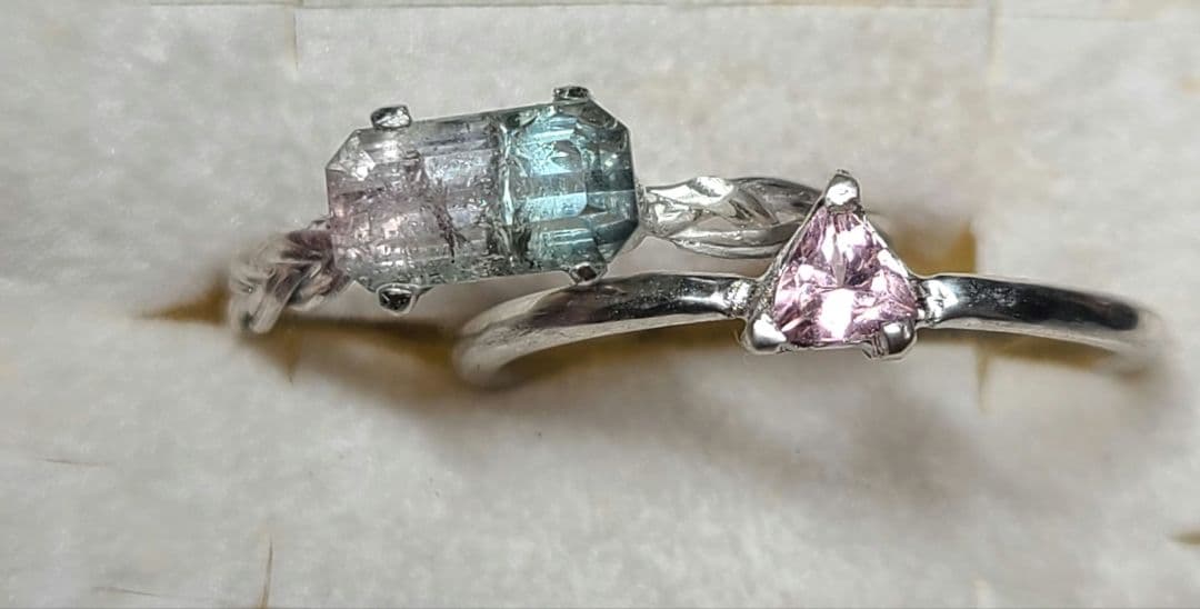 えむえすレインボー入り★アフガニスタン産バイカラートルマリン★