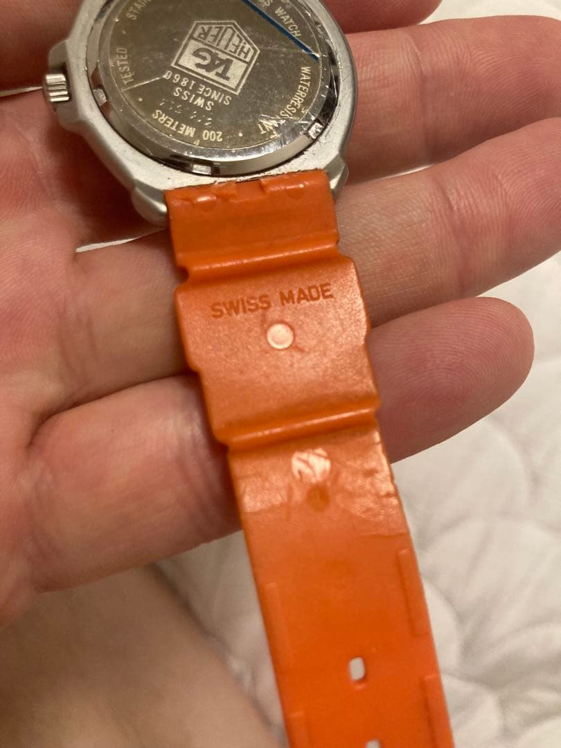 タグホイヤー懐かしいダイバーズウォッチ TAG Heuer オレンジラバーベルト