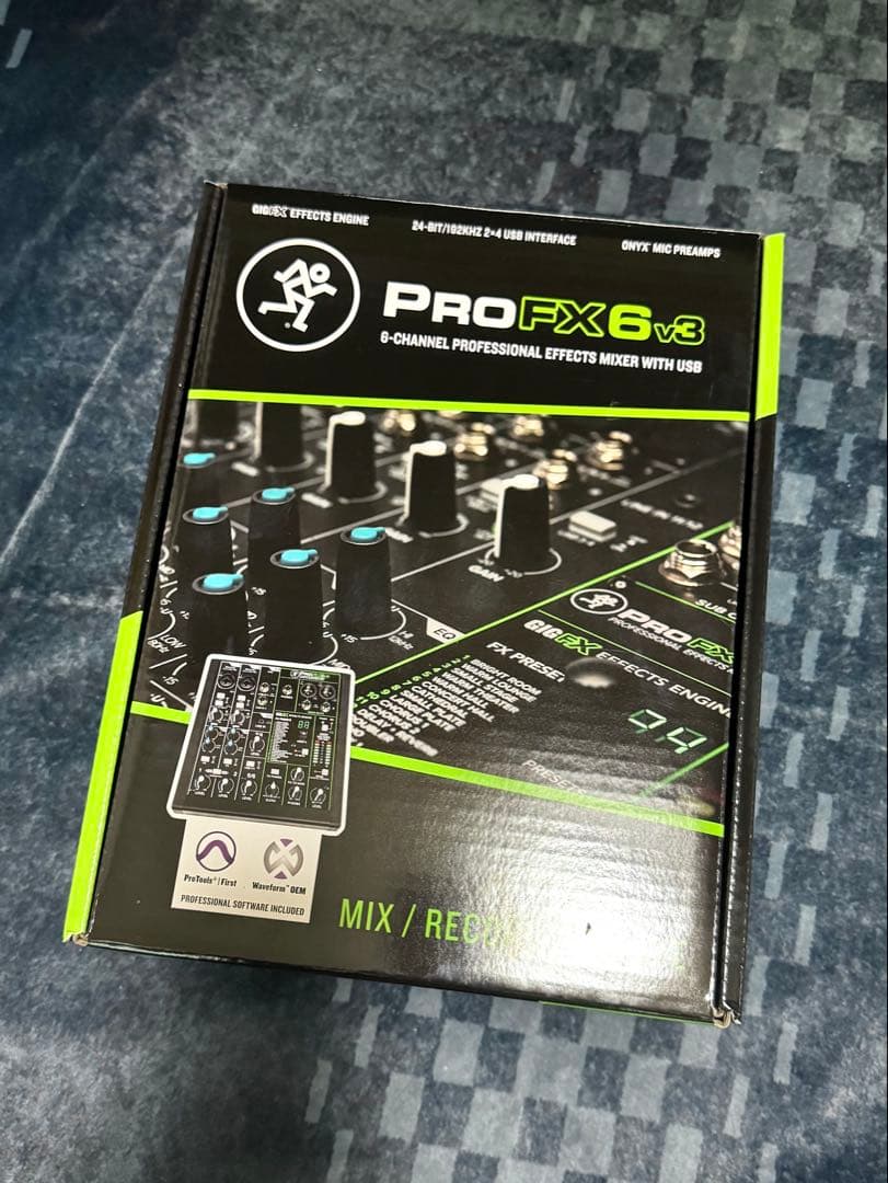Mackie ProFX6v3 オーディオミキサー