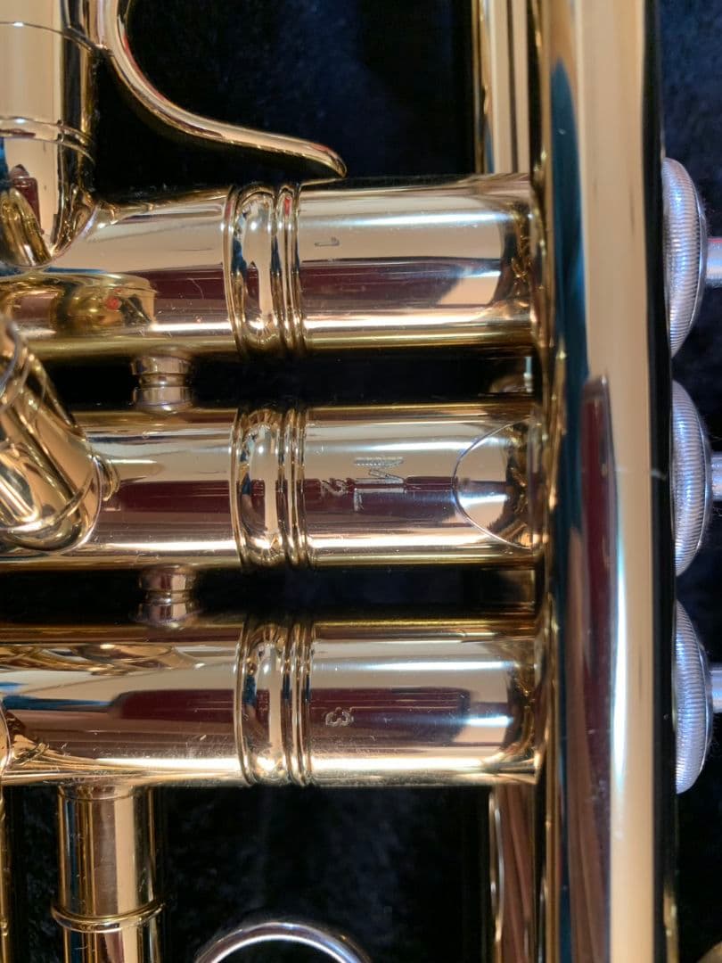 バック　Bach　トランペット　ARISTOCRAT TR600