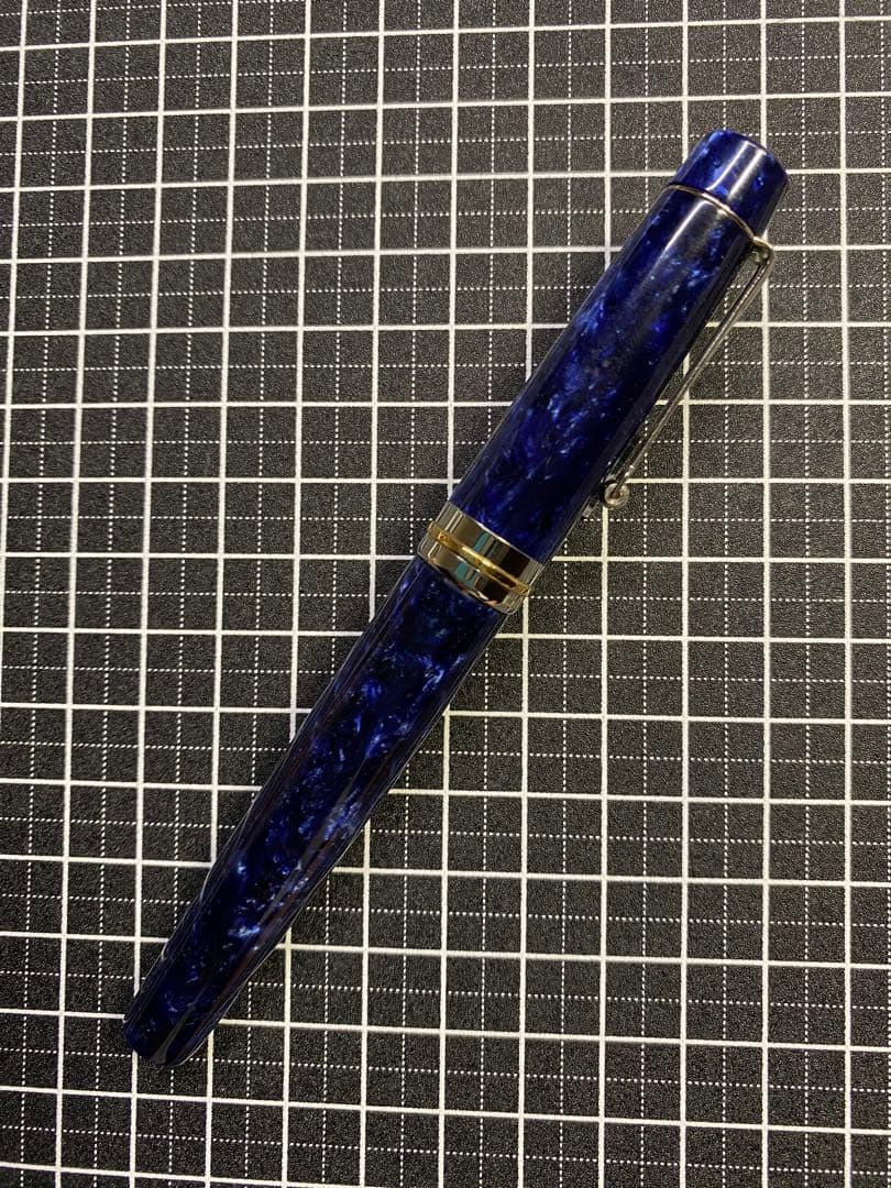 DELTA VINTAGE collection Blue 万年筆　字幅F