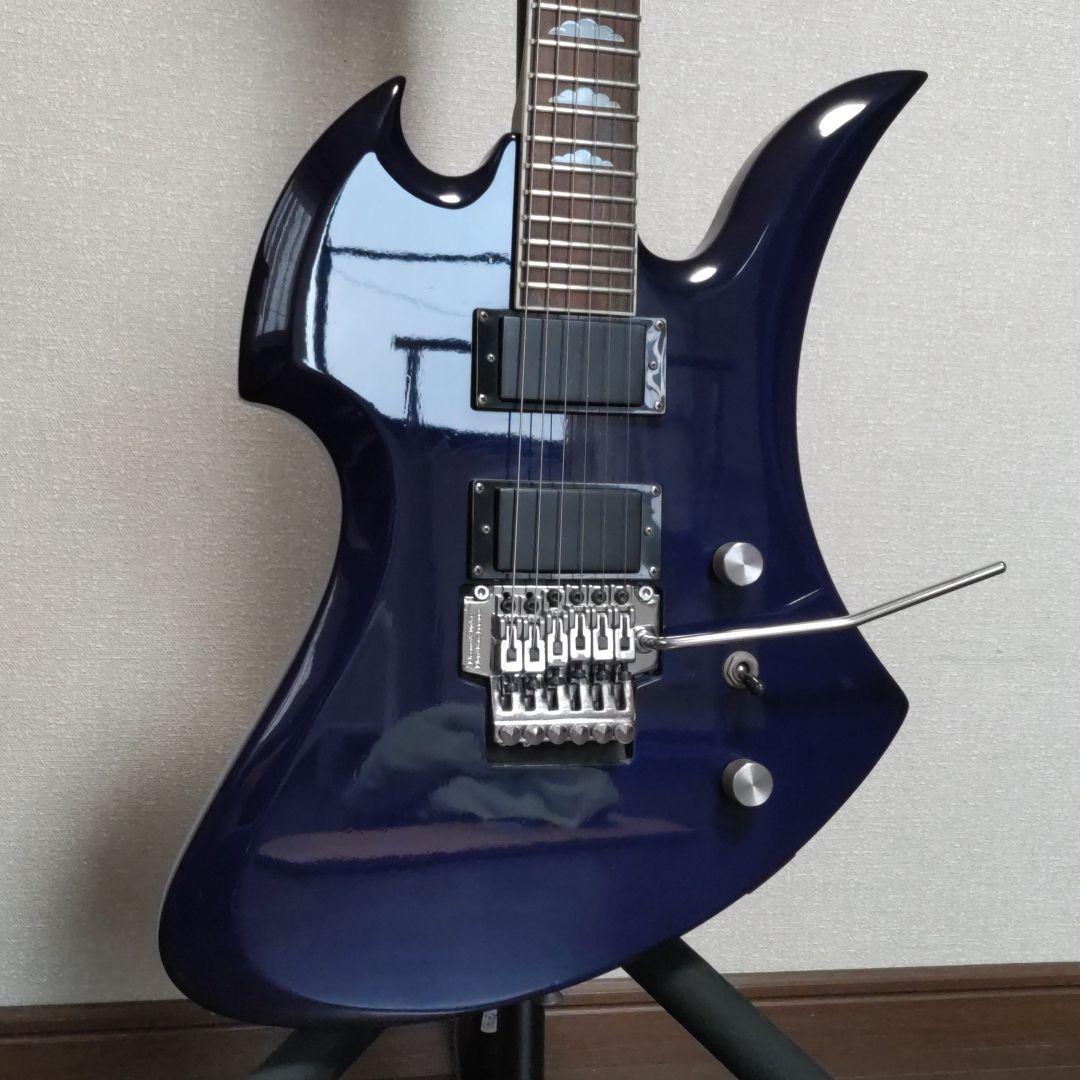 海外製モッキンバード ギター、スタンド付き