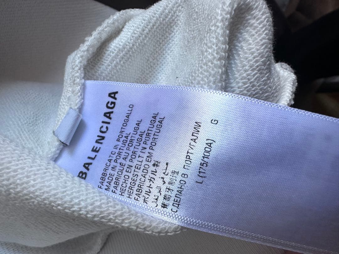 バレンシアガ　23AW カレッジ　プルオーバーパーカー　クリーニング済み