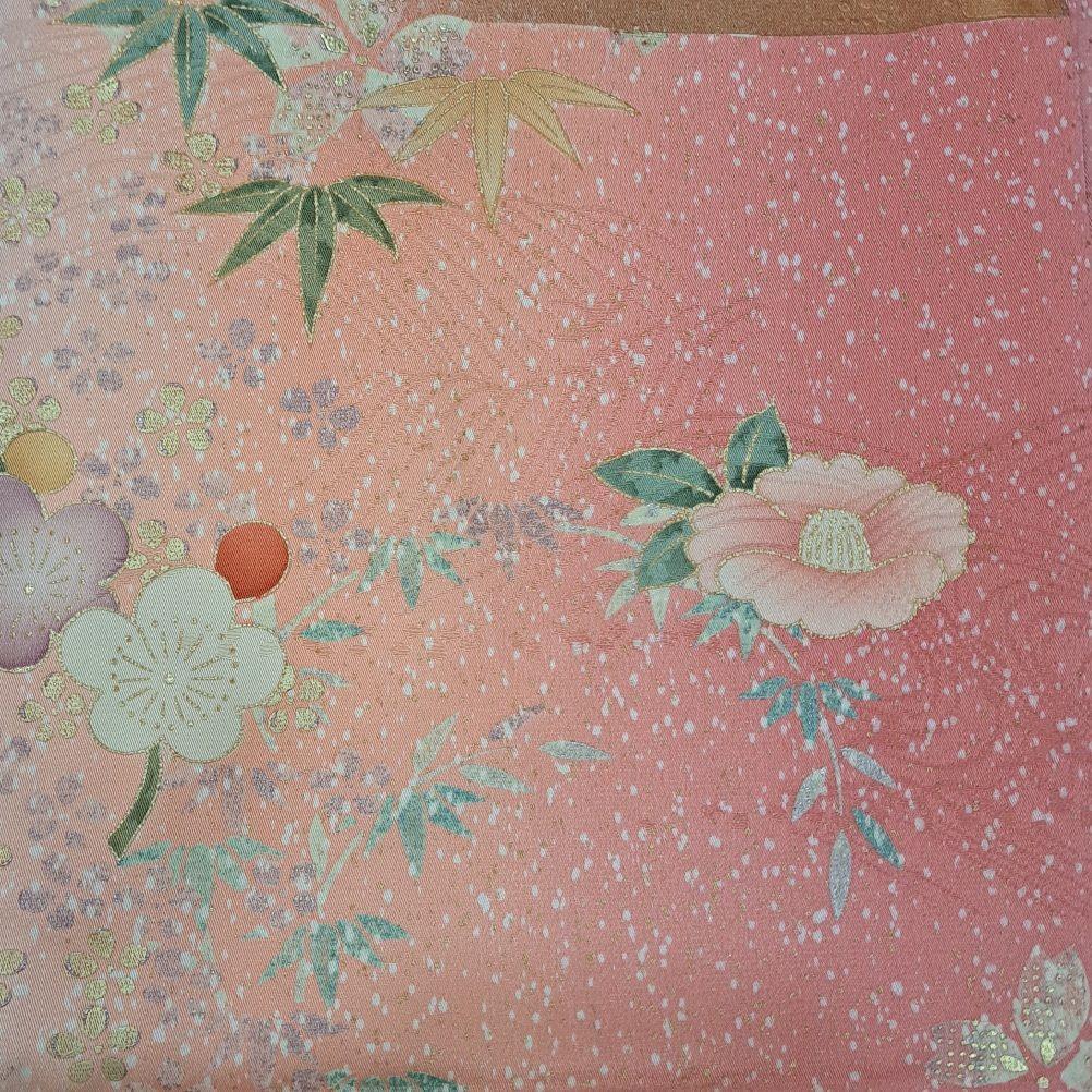 正絹振袖セット ピンク地の古典的な金彩模様と十二単風の重ね仕立 成人式に最適