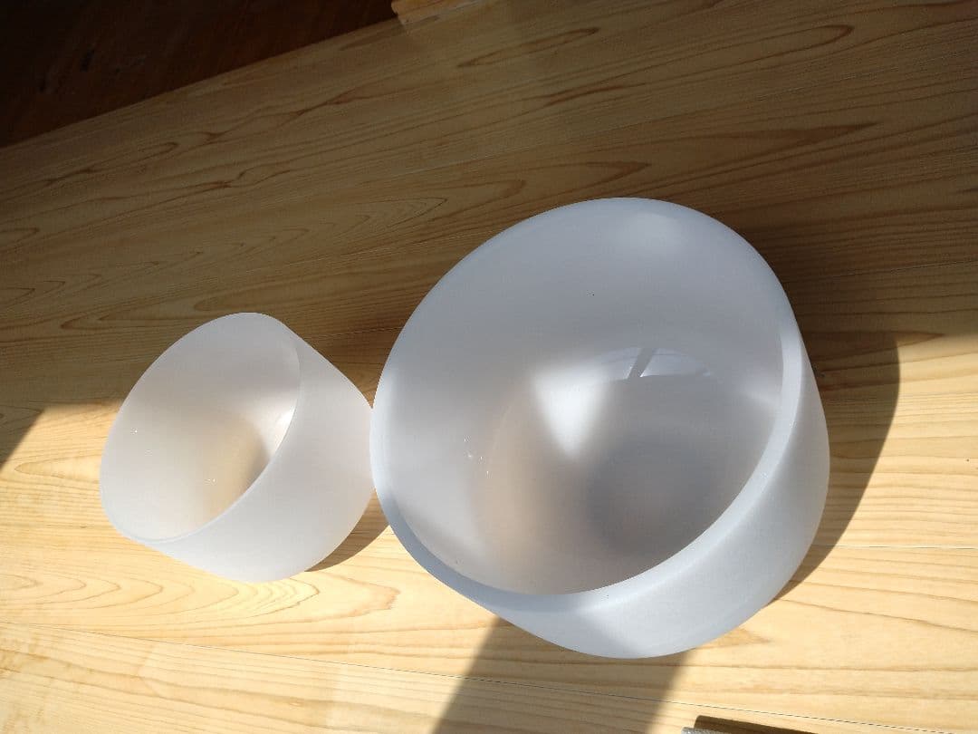 クリスタルボウル8インチ　10インチ2点セット