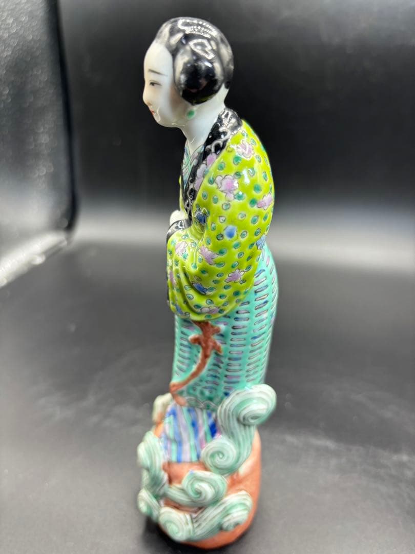 中国美術 古玩 色絵陶人形 陶器人形 高さ約20cm 置物 オブジェ 古董品