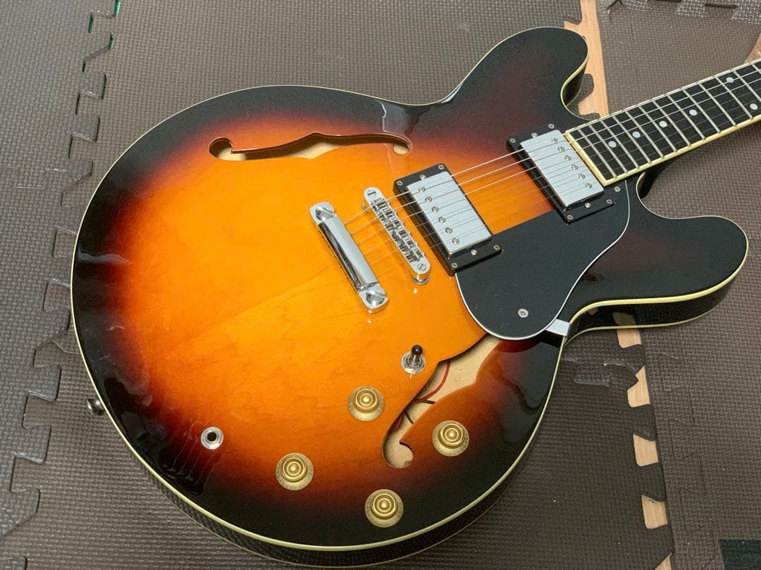 Blitz by AriaProII セミアコ 335タイプ