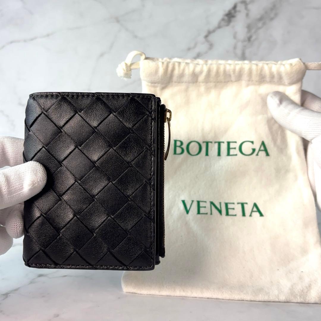 BOTTEGA VENETA 財布 2つ折り イントレチャート 黒
