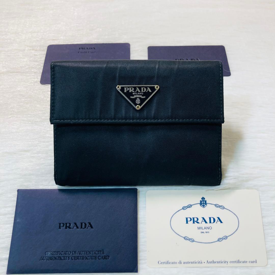 早い者勝ち　PRADA プラダ　二つ折り　レザー　ナイロン　財布　折り財布　黒