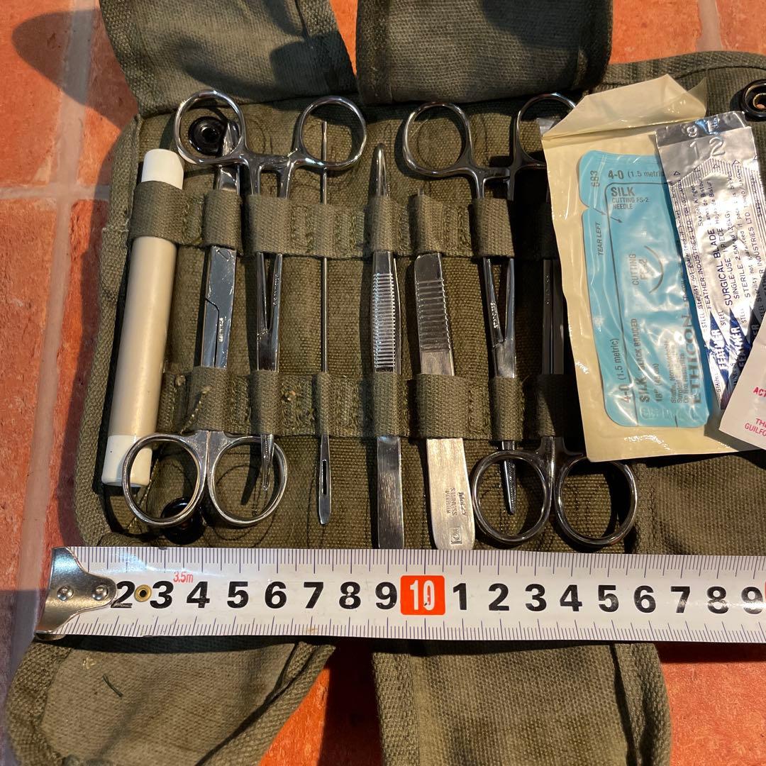 U.S. 医療シンボル ポーチ オリーブ　デッドストック