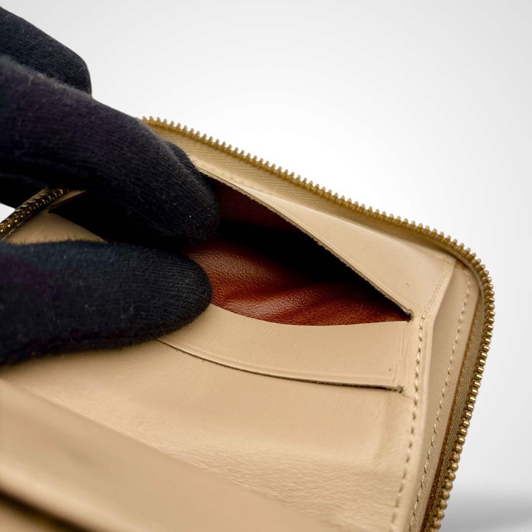 美品✨ルイヴィトン モノグラム ヴェルニ ブルーム ラウンドファスナー 折り財布