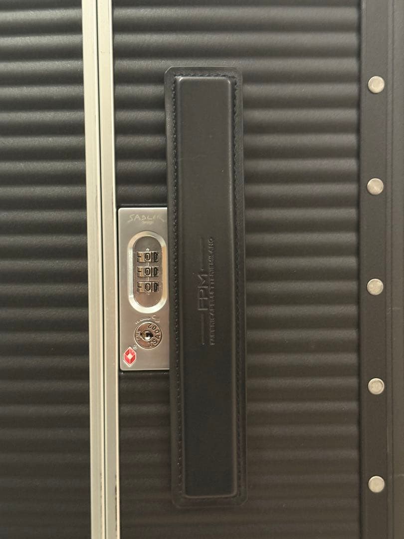 バッグ FPM BANK SPINNER 76