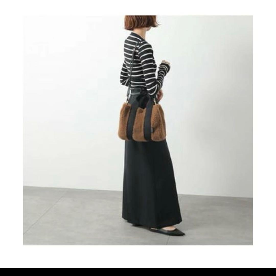 VIOLA d'ORO ボアショルダーバッグ