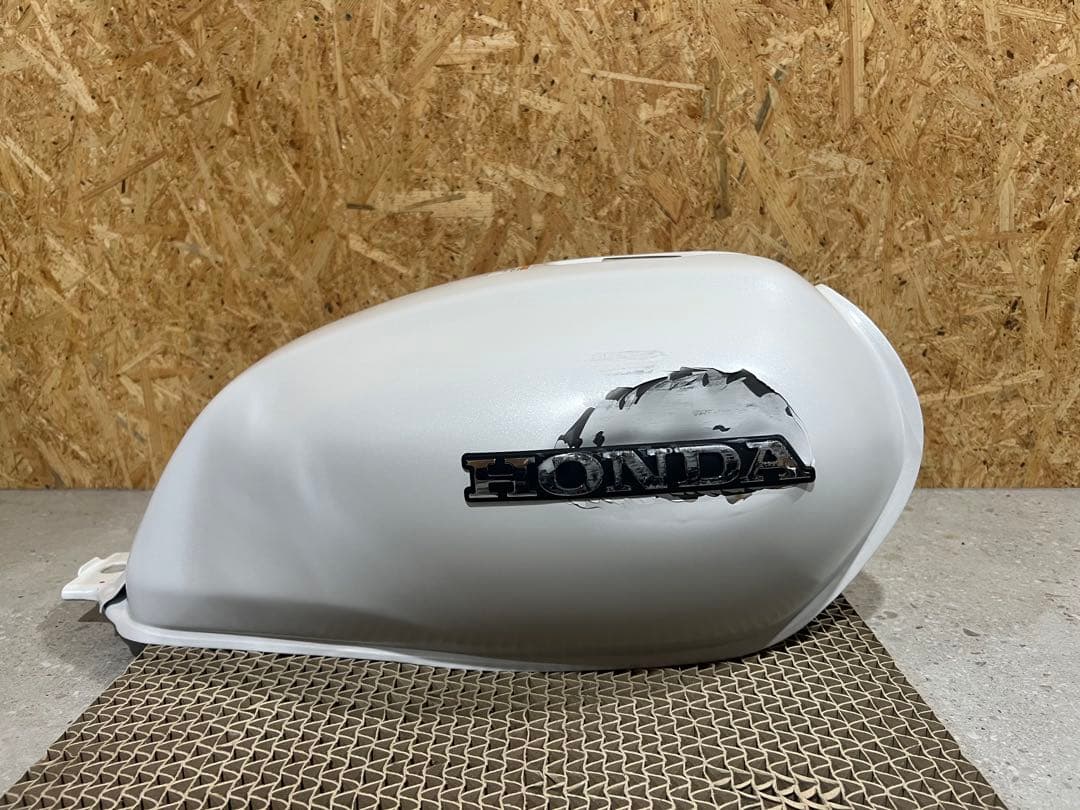 HONDA GB350 タンク 凹み有り マットパールグレアホワイト