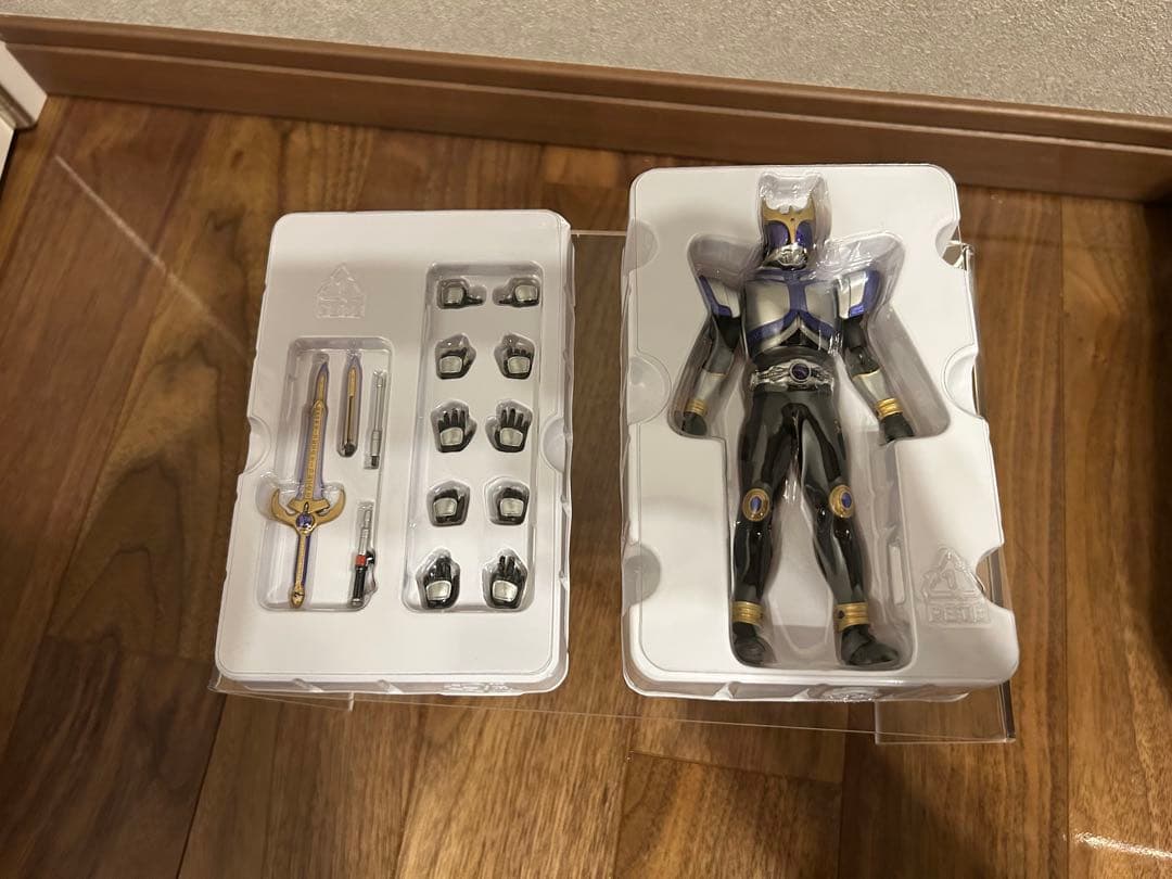 未開封品4点S.H.Figuarts 仮面ライダークウガ　真骨頂8体セット