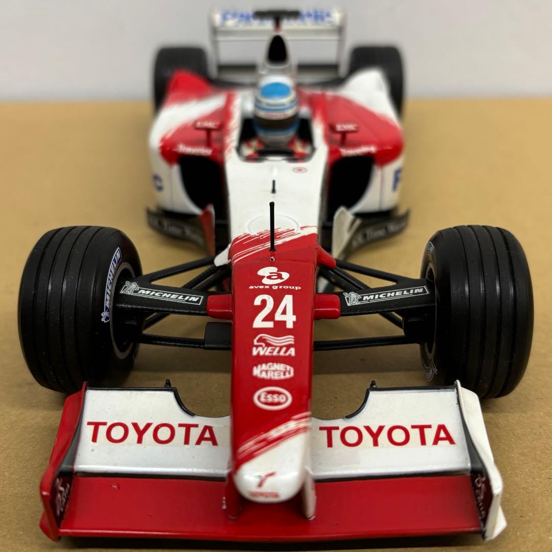【ミニチャンプス　TOYOTA TF102 2002年　1/18】
