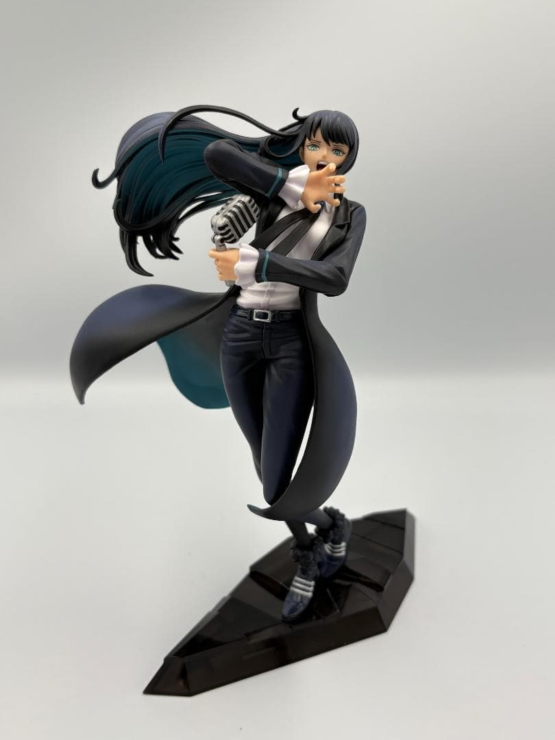 Ado x Oda アートビジュアルフィギュア　ワンピース