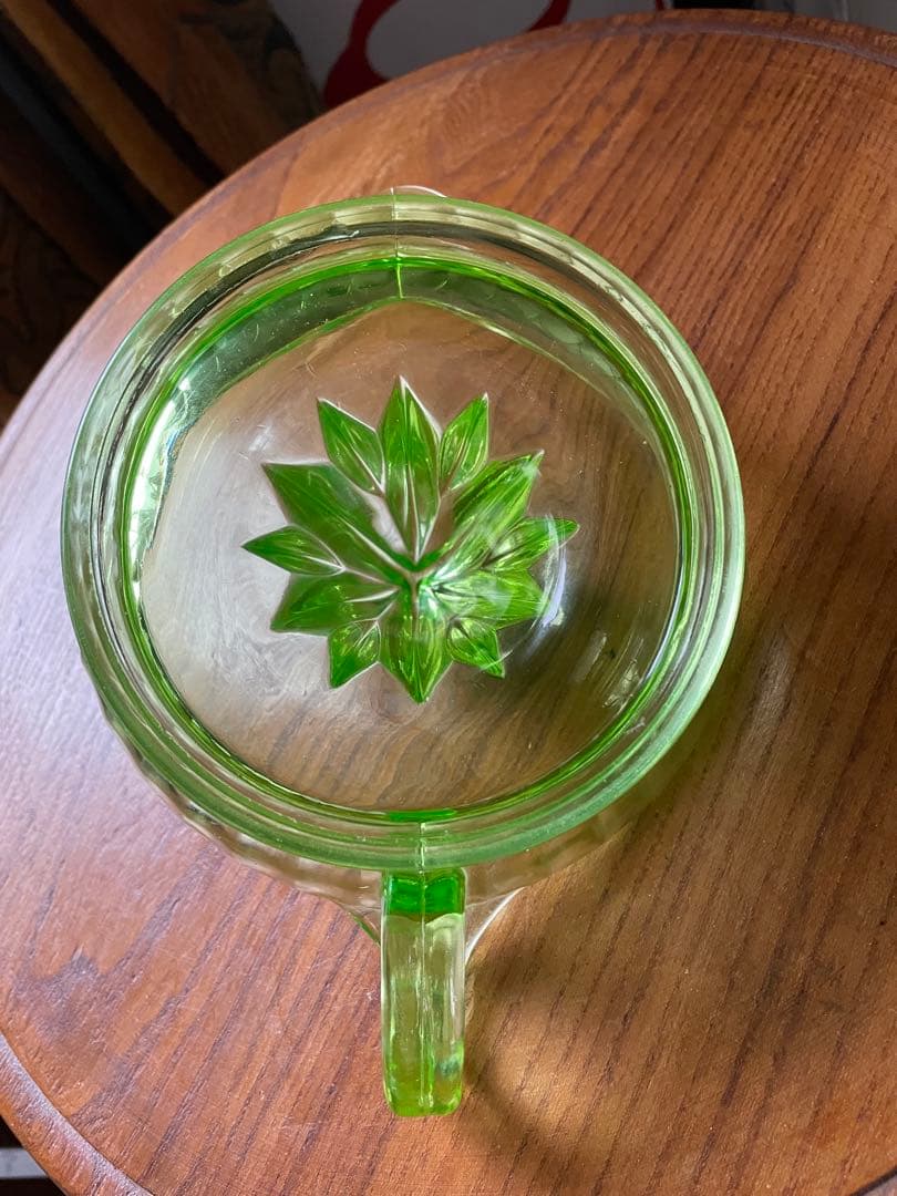 アンティーク　ディプレッション　グラス　マッキー社　ウラン　ガラス　リーマー