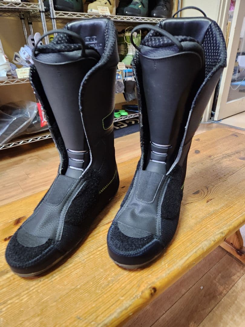 24-25 最新UPZ FLO インナーブーツ25.5cm