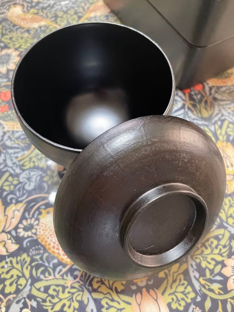 赤木明登工芸品　作家作品　漆塗りのお弁当箱と汁椀　墨色（黒）と朱色　箱付き