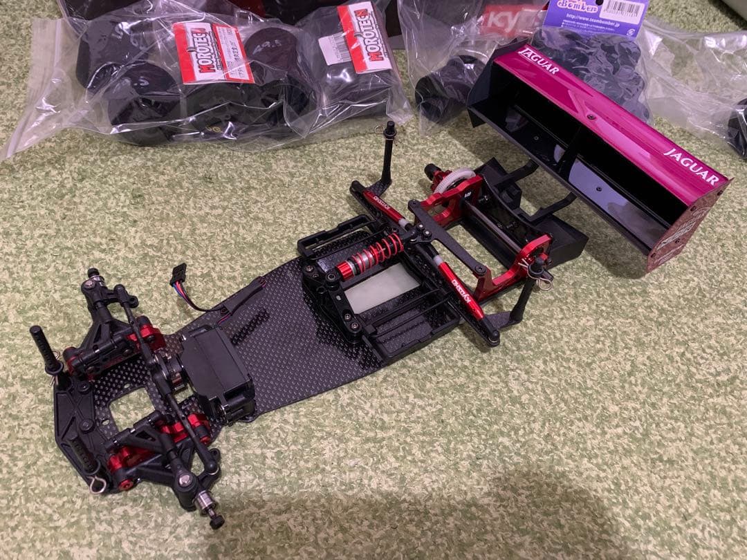 京商プラズマLM、ジャガー、サーボ、カスタムカーボン、スペア部品付き