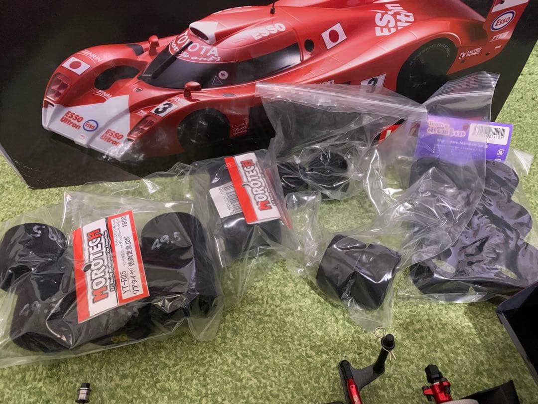 京商プラズマLM、ジャガー、サーボ、カスタムカーボン、スペア部品付き