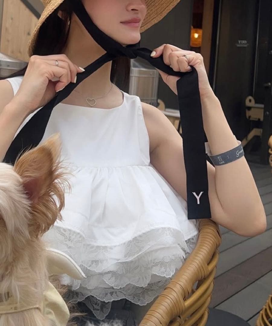 bibiy フリルトップス