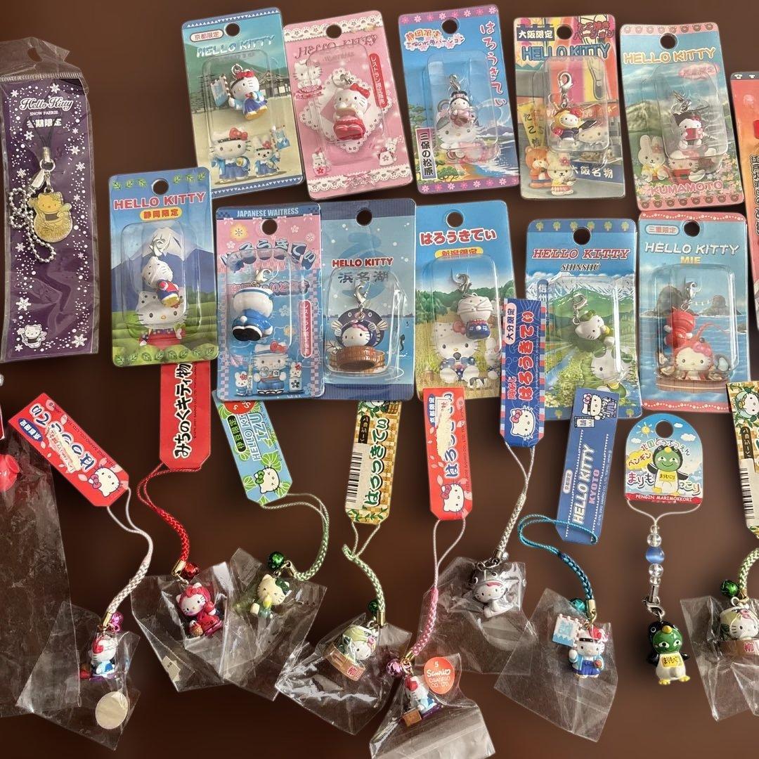 ご当地限定　ハローキティー　ストラップ　34個