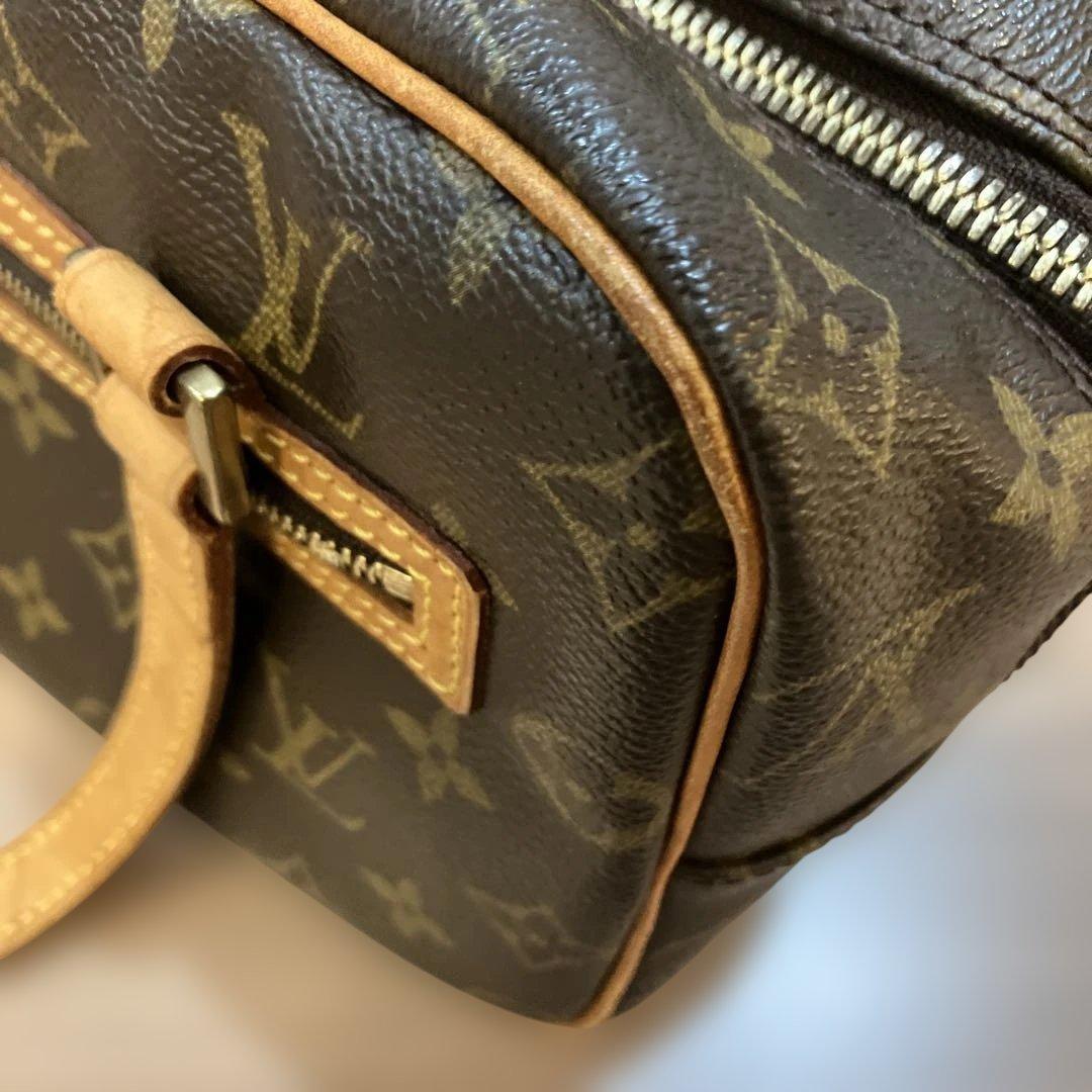 ルイヴィトン　LV シテMM モノグラム　ショルダーバッグ