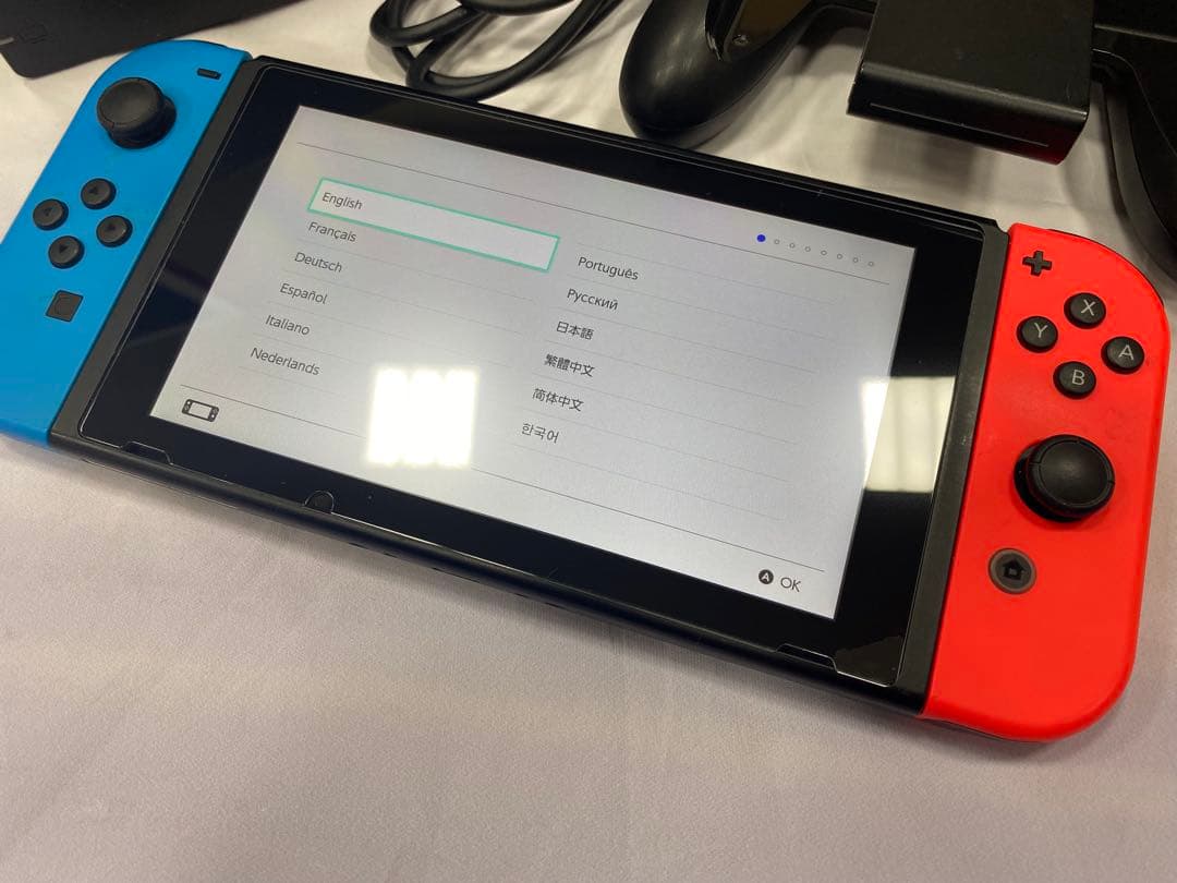 Nintendo Switch 本体　動作確認○ ネオンレッド&ブルー