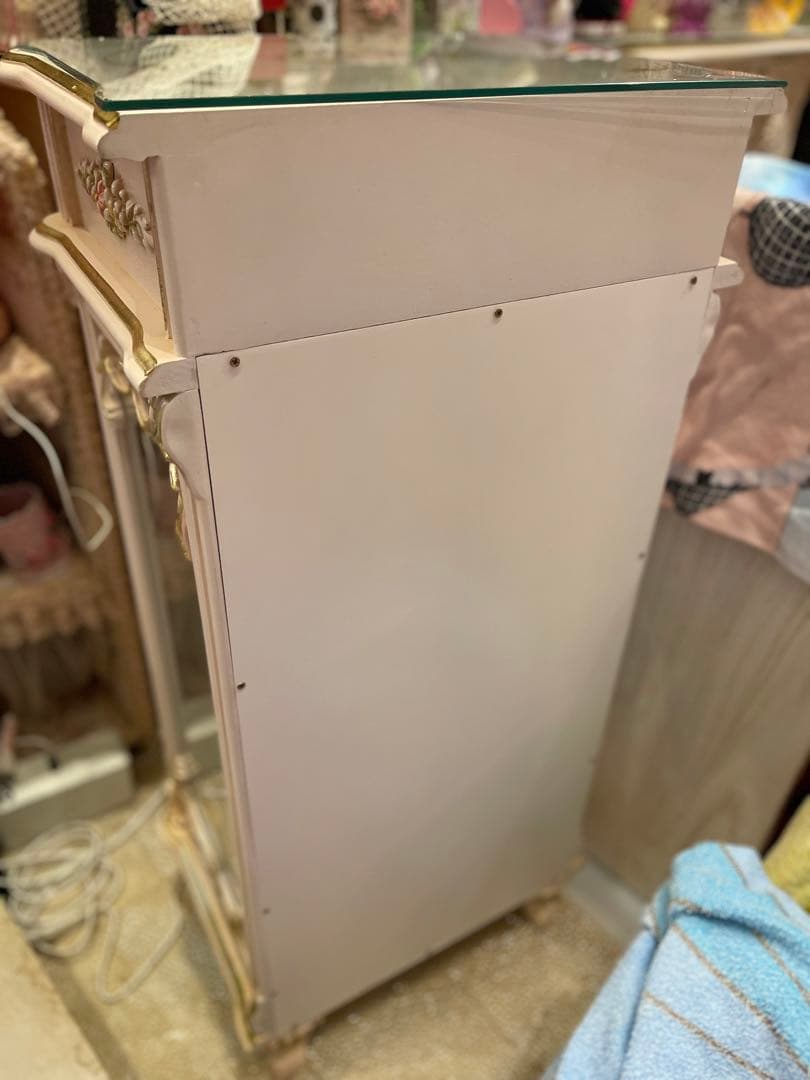 ロココ調　キャビネット