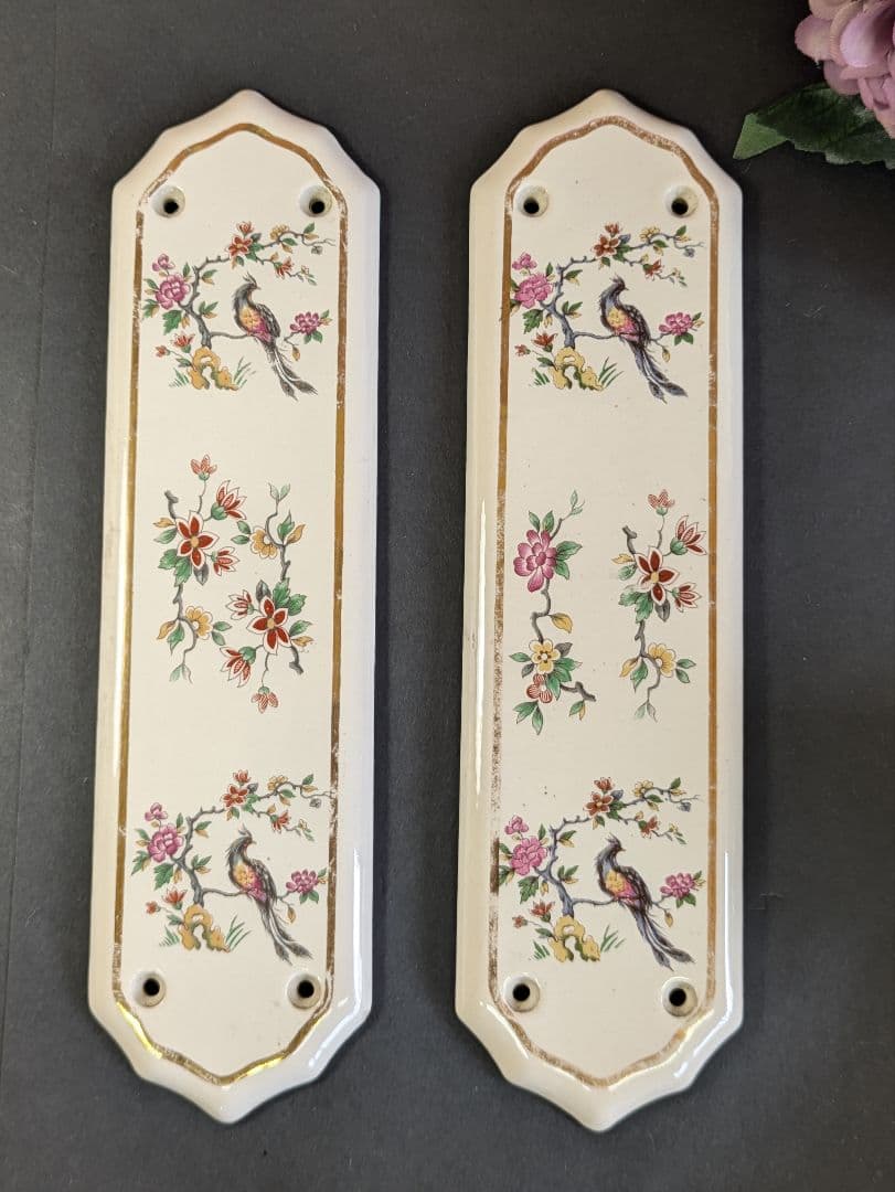 イギリス アンティーク 陶器製 ドアプレート ドア飾り ２枚セット 孔雀