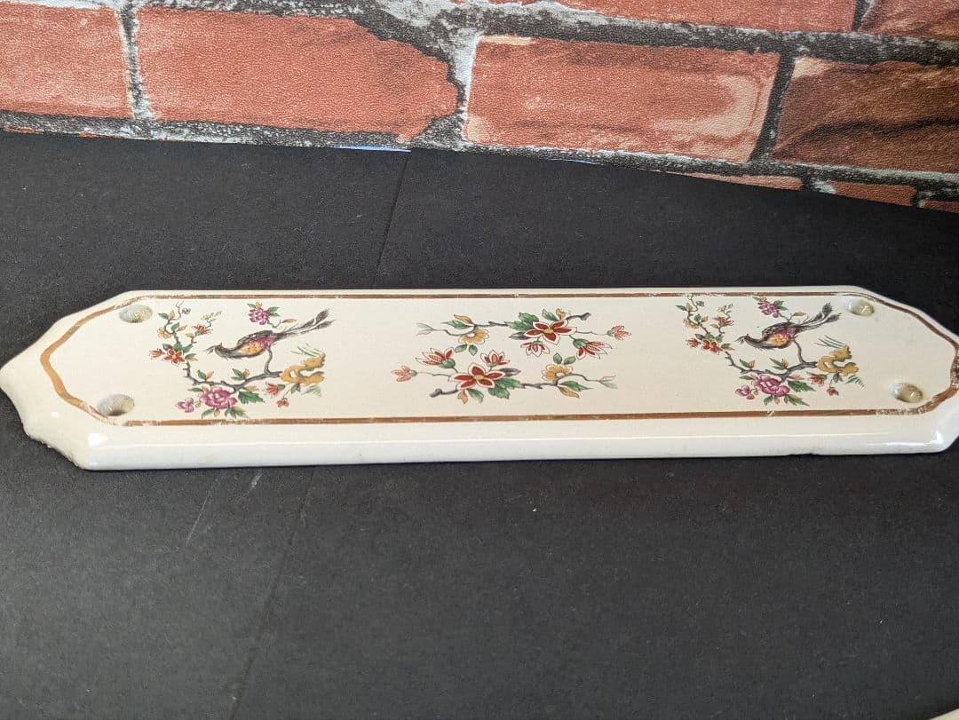 イギリス アンティーク 陶器製 ドアプレート ドア飾り ２枚セット 孔雀