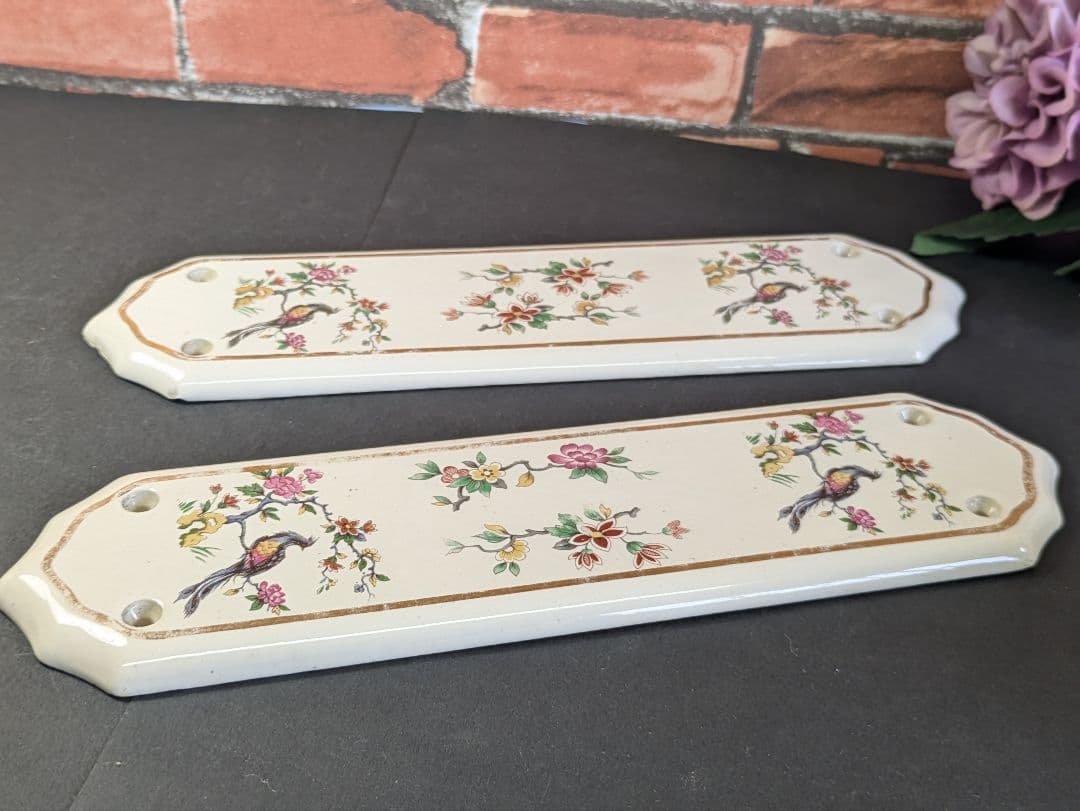 イギリス アンティーク 陶器製 ドアプレート ドア飾り ２枚セット 孔雀