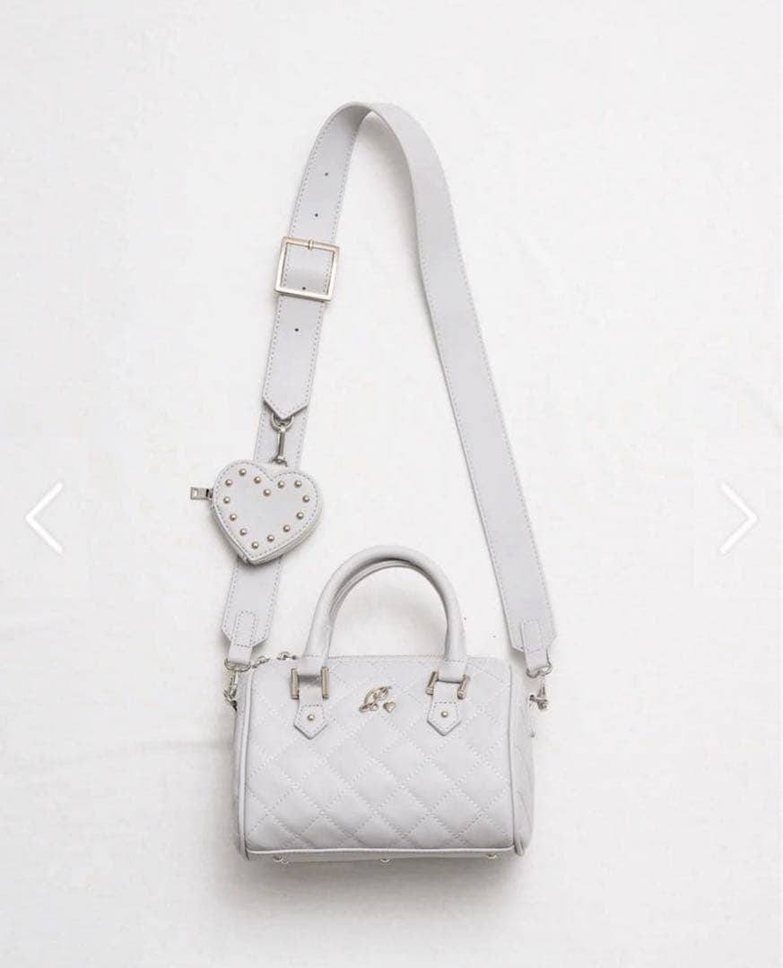 pium ハートポーチ付きキルティングボストンバッグ