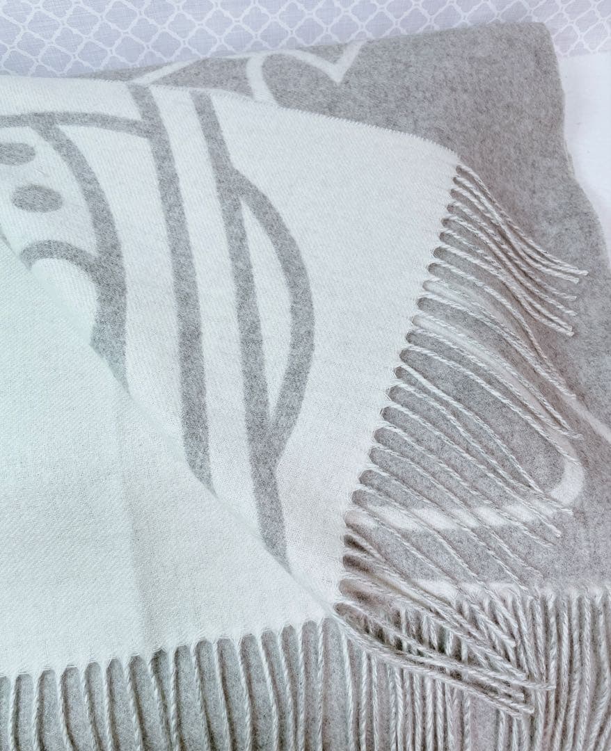 【大人気✨️タグ付き】ヴィヴィアンウエストウッド リバーシブルマフラー 大判