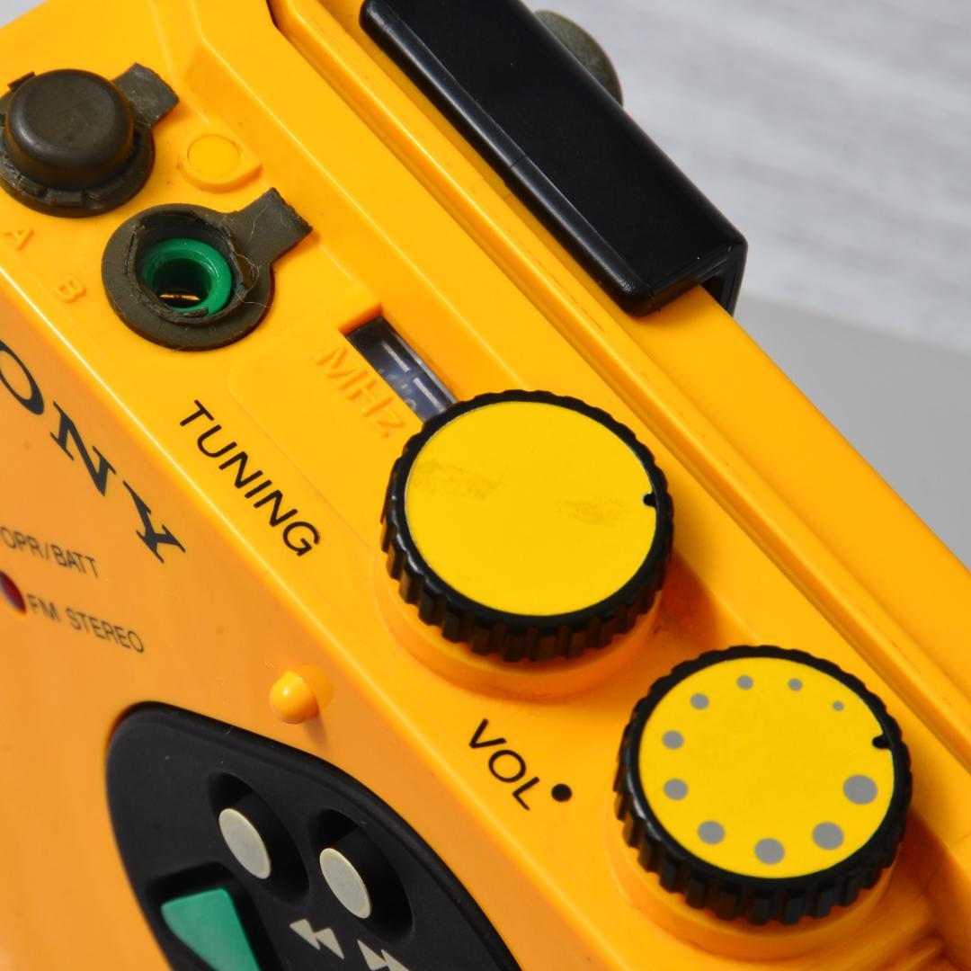 SONY WALKMAN WM-F5 スポーツウォークマン イエロー 整備済