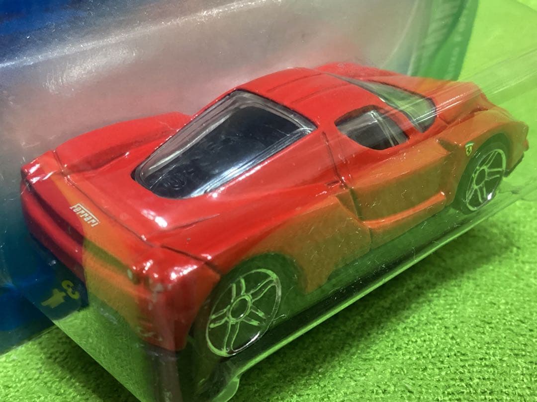 ホットウィール TREASURE HUNTS 新品 エンツォ フェラーリ