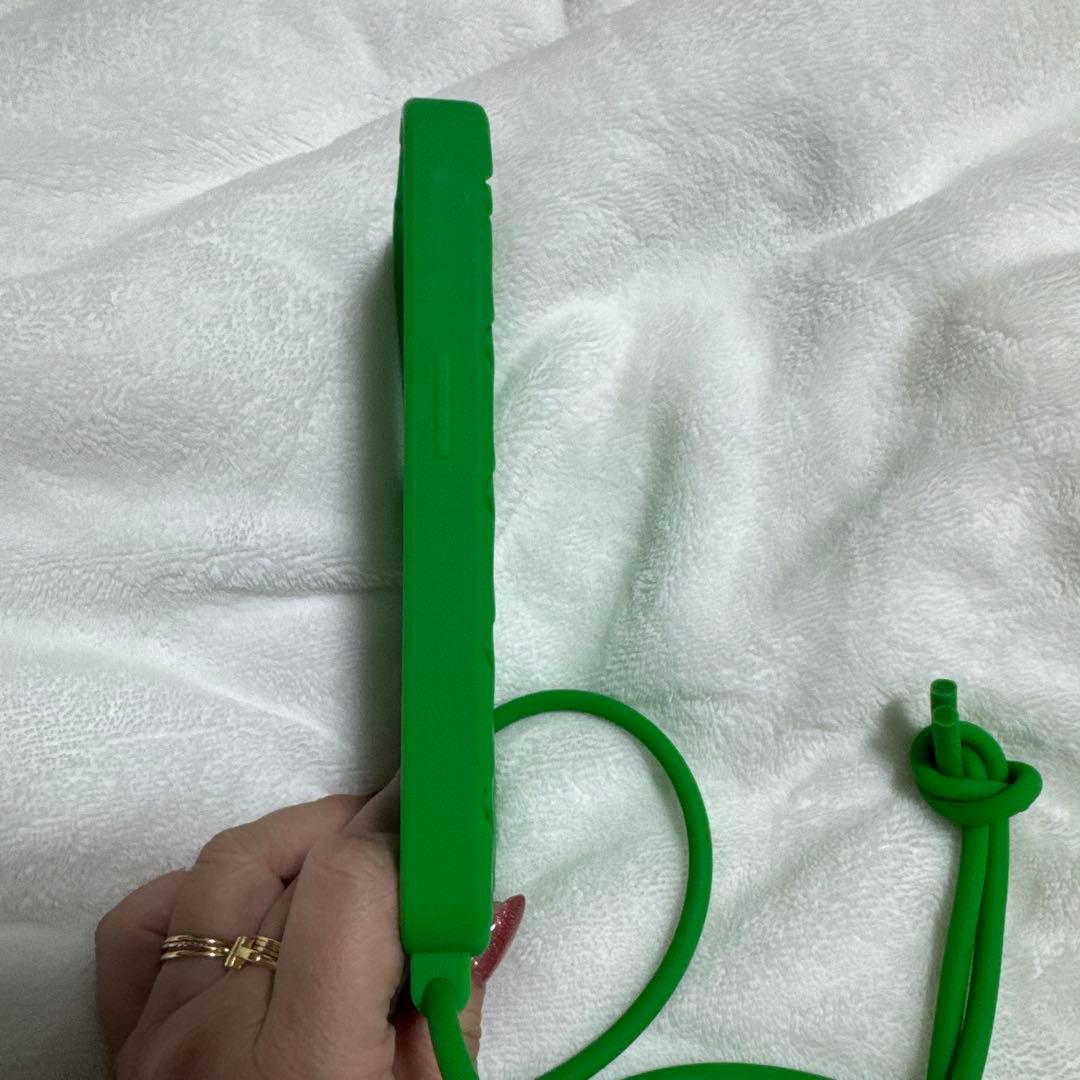 ボッテガヴェネタ iPhone 15Pro ケース