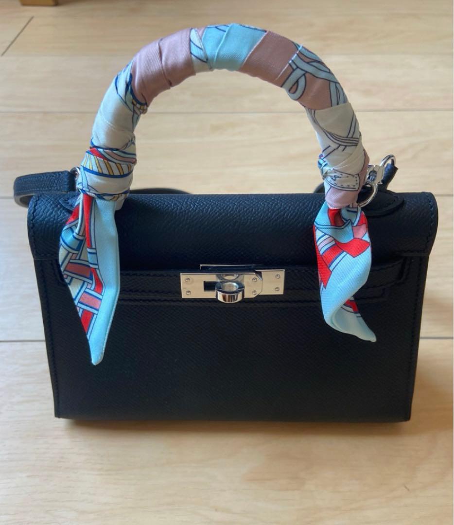 本革 斜めがけバッグ